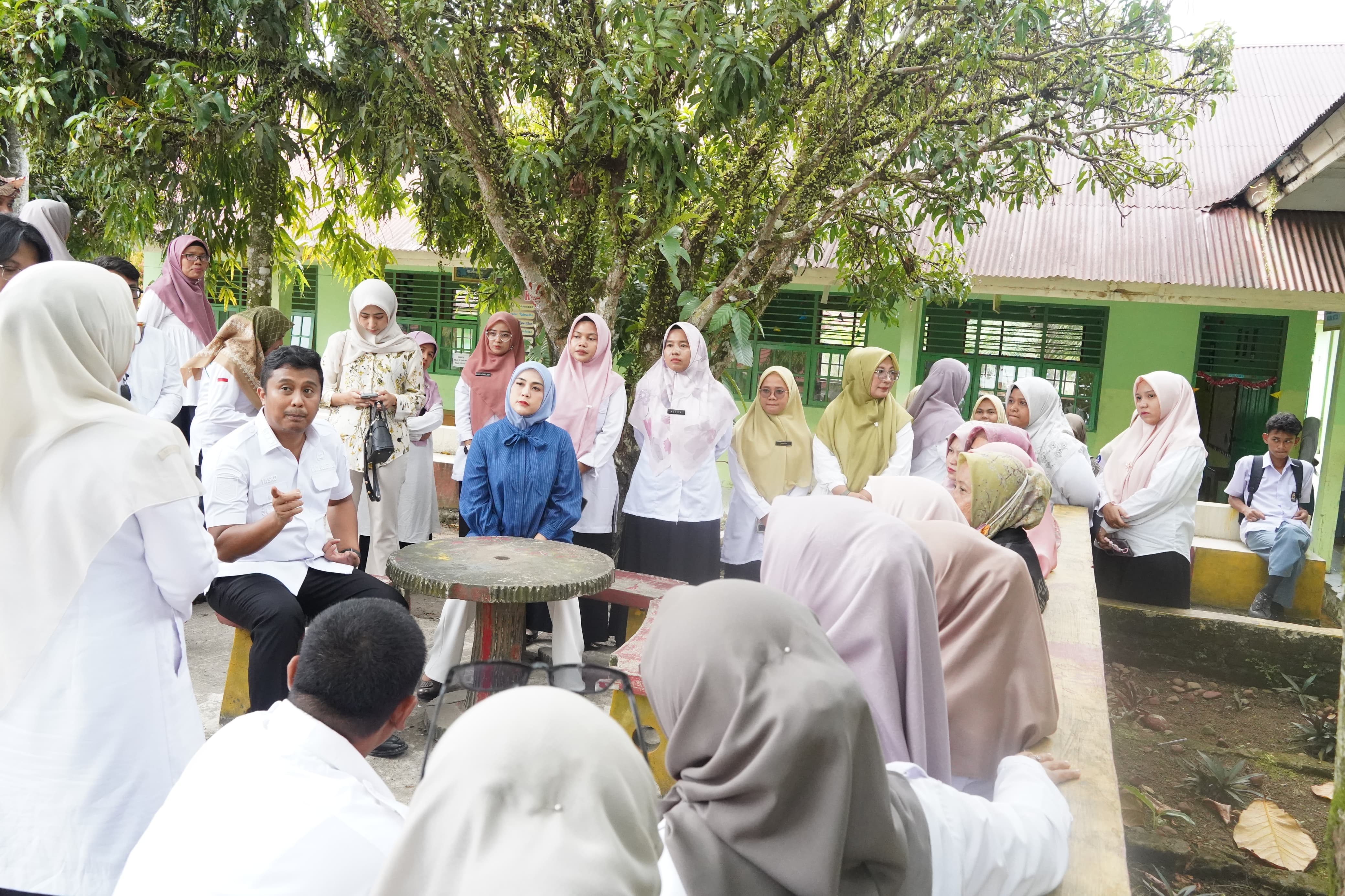 Kunjungan Wakil Gubernur Sumatera Barat ke SMKN 1 Lubuk Basung